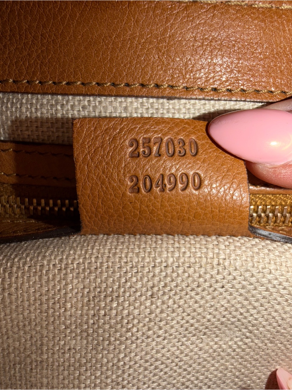 GUCCI Leather Marrakech Tassel Clutch - Tan - Picture 10 of 16
